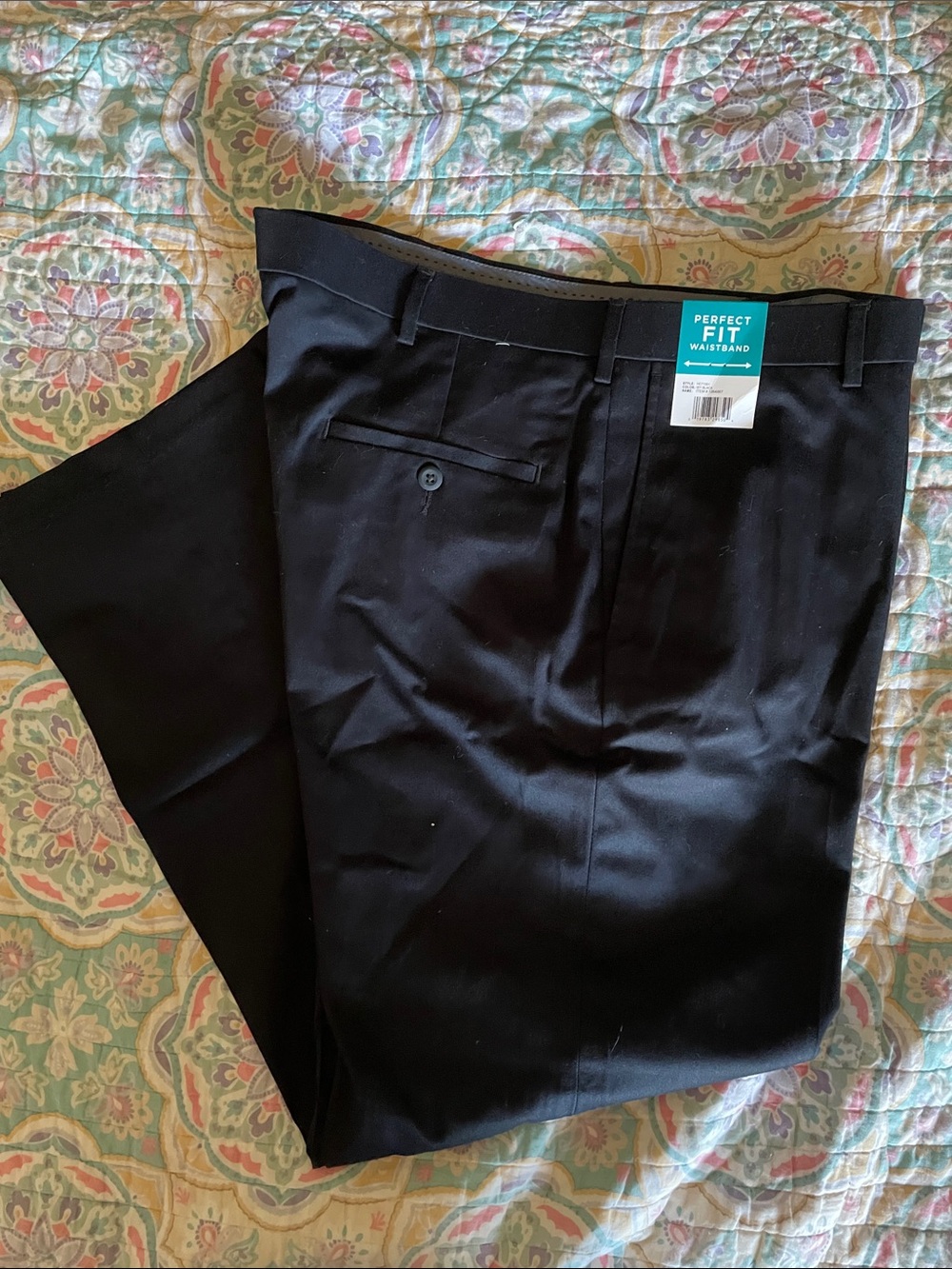 Haggar Men’s Straight Fit Black Dress Pants. Size 38 x 29. NWT